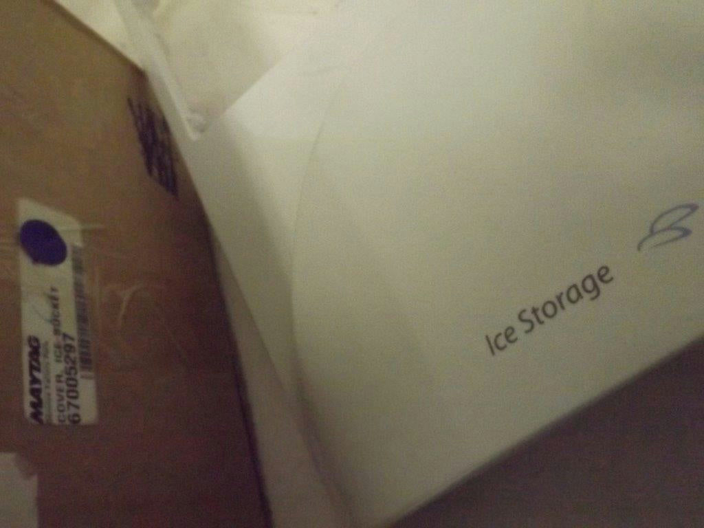 MAYTAG WHIRLPOOL REFRIGERATOR 67005297 ICE BUCKET COVER NEW MAYTAG WHIRLPOOL REFRIGERATOR 67005297 ICE BUCKET COVER NEW